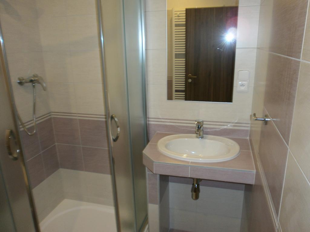 Hotel U Cisare Mělník Extérieur photo
