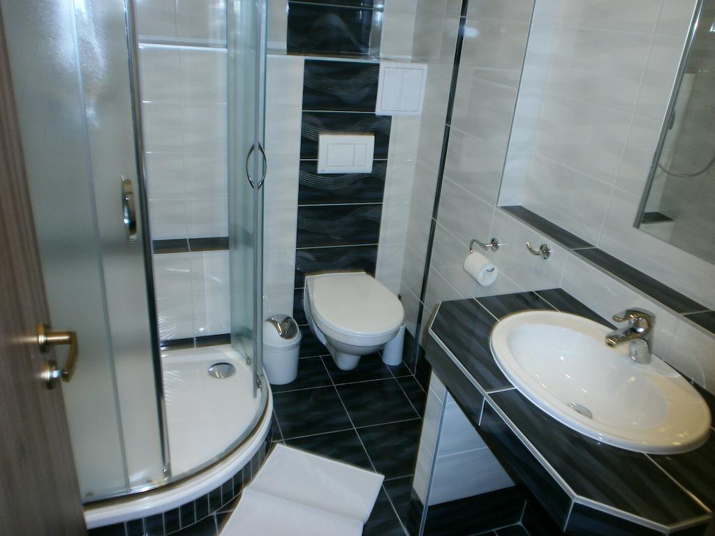 Hotel U Cisare Mělník Extérieur photo