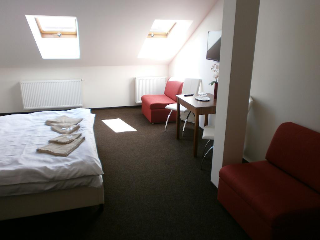 Hotel U Cisare Mělník Chambre photo