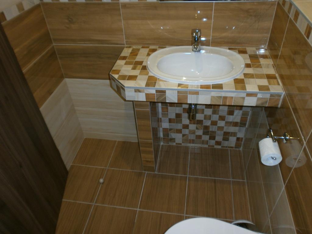 Hotel U Cisare Mělník Extérieur photo
