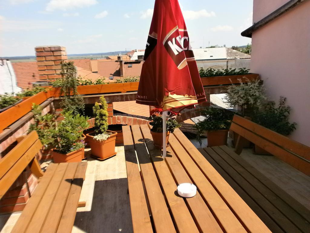 Hotel U Cisare Mělník Extérieur photo