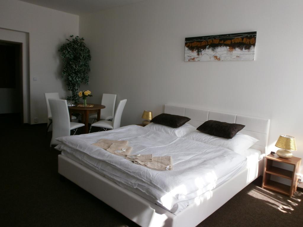 Hotel U Cisare Mělník Chambre photo