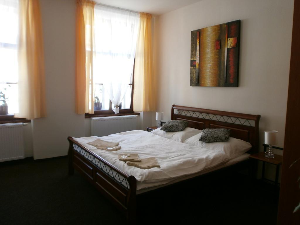 Hotel U Cisare Mělník Chambre photo