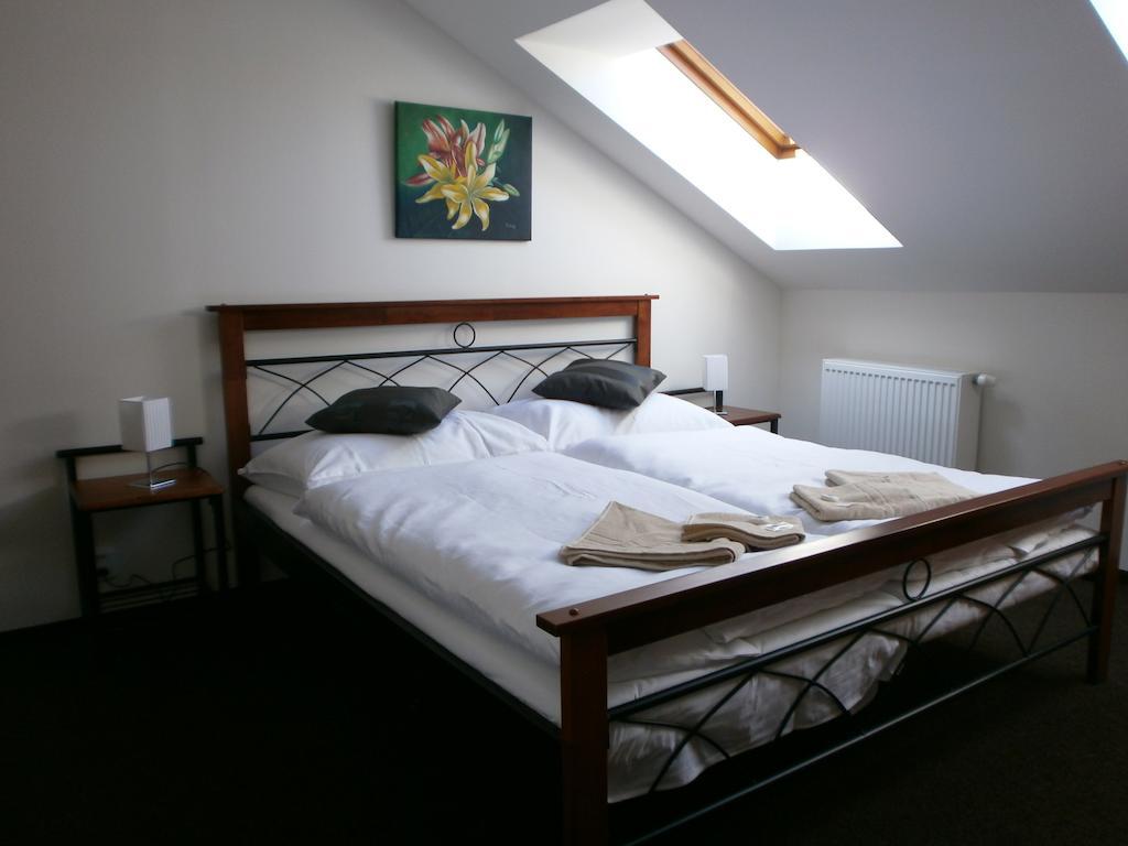 Hotel U Cisare Mělník Chambre photo