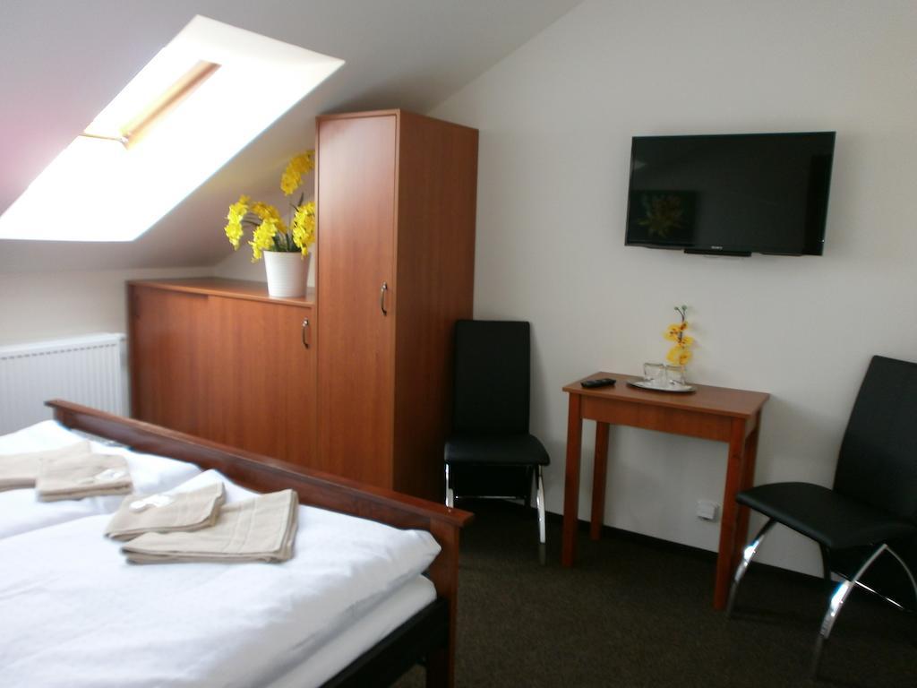 Hotel U Cisare Mělník Chambre photo